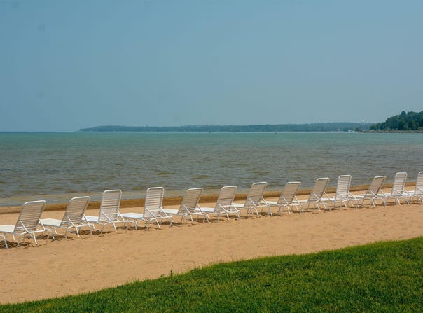 2305 US-31 N, TRAVERSE CITY, MI 49686