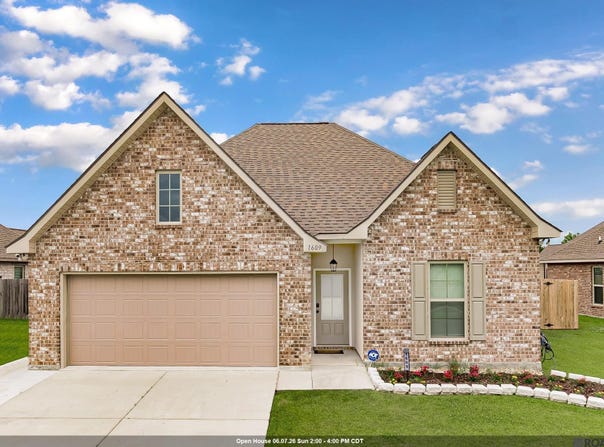 1609 Rangeland Ave, Zachary, LA 70791