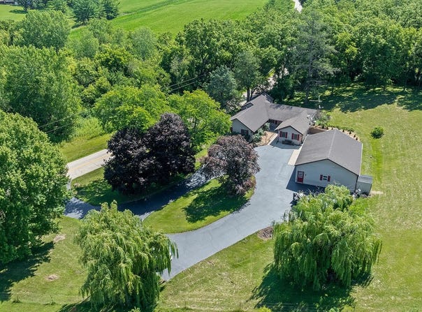 1101 E Spring Creek, OREGON, IL 61061