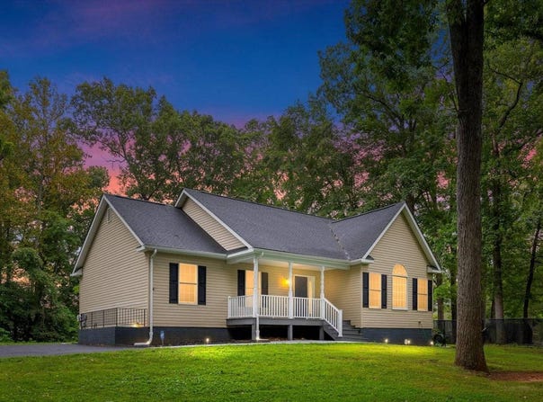 152 Barrett Heights Rd, Stafford, VA 22556
