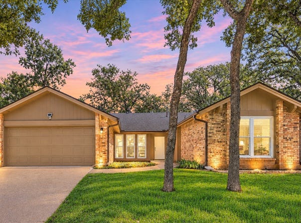 3400 Pecan Circle, Bedford, TX 76021