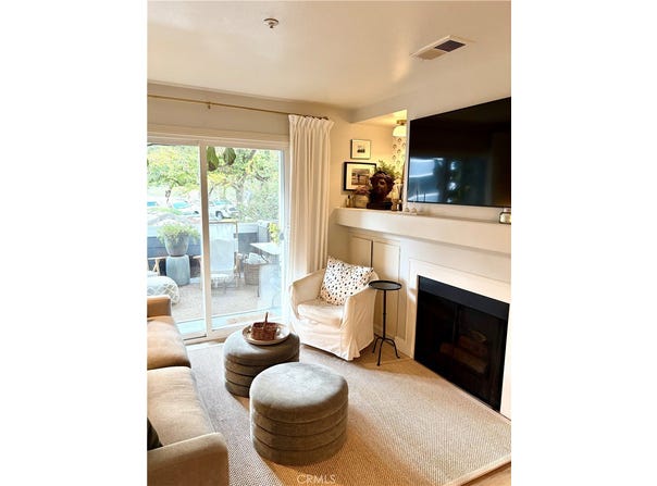 101 S Lakeview Avenue, Placentia, CA 92870