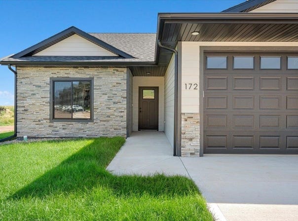 172 Bella Rose Drive, Spearfish, SD 57783