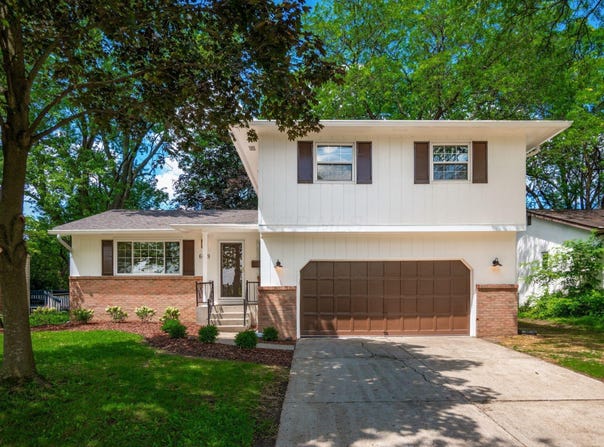6019 Beechcroft Road, Columbus, OH 43229