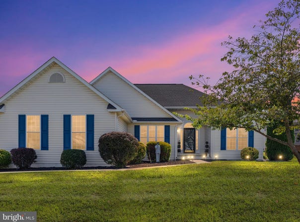 10 VESTAL GAP WAY, MARTINSBURG, WV 25404