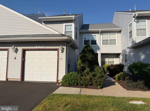 2703 STERLING RD, YARDLEY, PA 19067