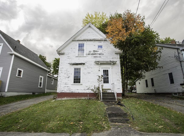 232 Birch Street, Bangor, ME 04401