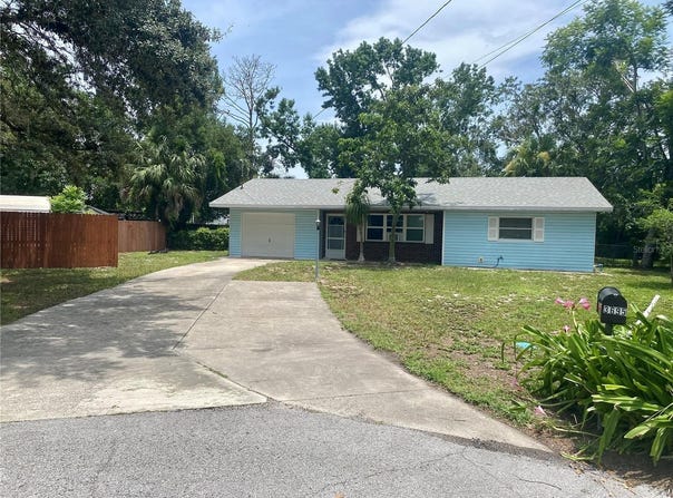 3695 DALE COURT, MOUNT DORA, FL 32757