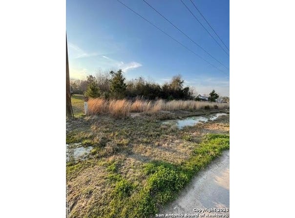 226 County Road 5117, Cleveland, TX 77327