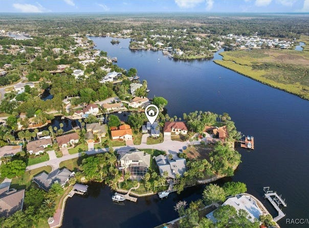 5259 S Stetson Point Drive, Homosassa, FL 34448