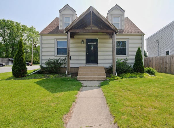 247 N Raymond Street, Griffith, IN 46319