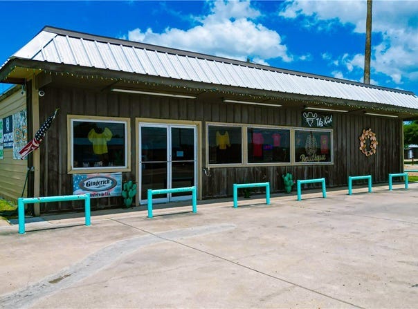 302 Nueces St., George West, TX 78022