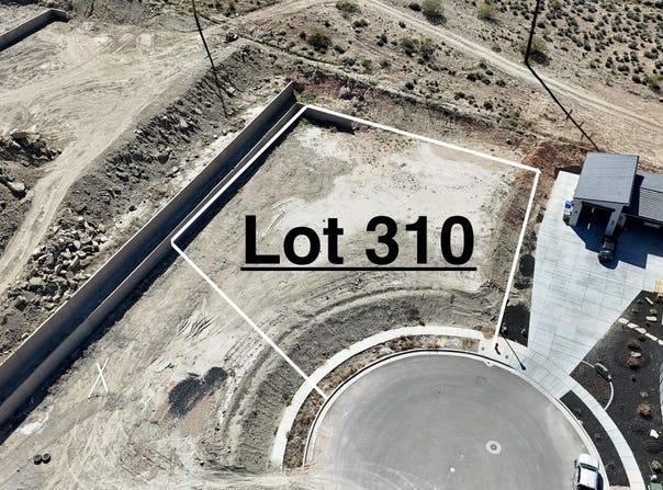 3979 W Sunset Dr, Santa Clara, UT 84765