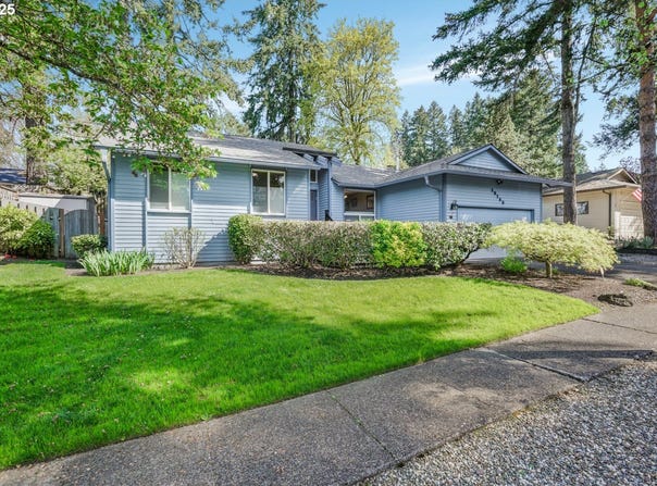 10145 SW PAULINA DR, Tualatin, OR 97062