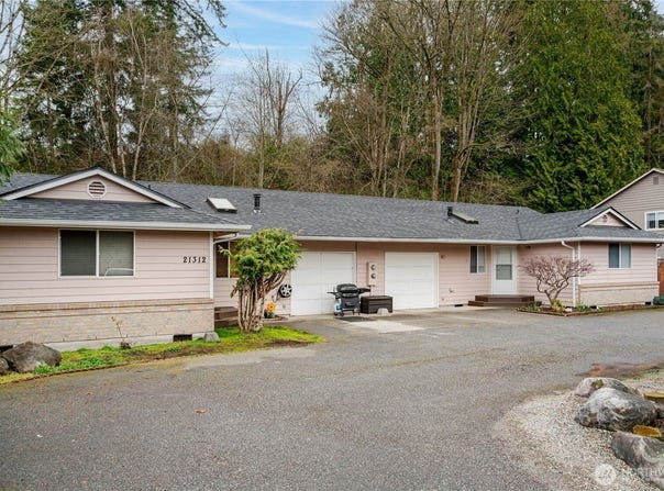21312 87th Avenue NE, Arlington, WA 98223