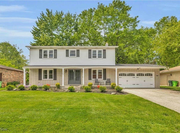 868 KING GEORGE BOULEVARD, SOUTH EUCLID, OH 44121