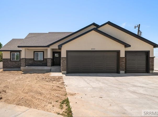 4880 S Rocky Mountain Drive, Ammon, ID 83406