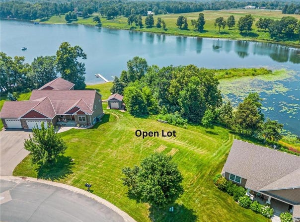 31414 Maria Avenue, Lindstrom, MN 55045