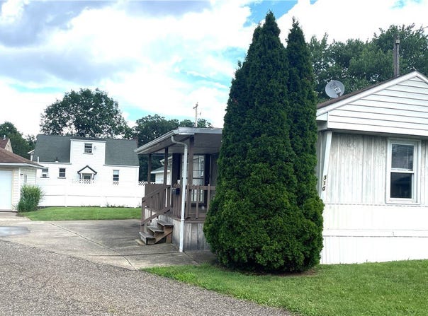 310 Jackson Street, Minerva, OH 44657