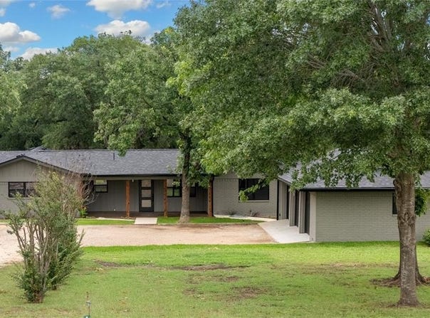 499 County Road 1812, Clifton, TX 76634