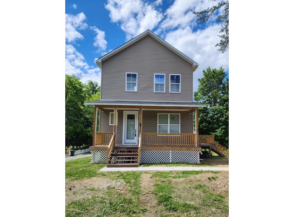 81 Silver Lake Sctn Road, Middletown, NY 10940