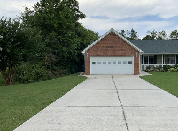 105 Flagstone Drive, Rossville, GA 30741