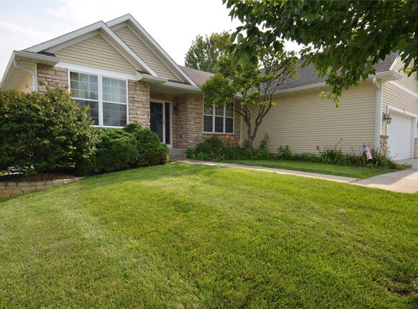 8832 Kingman Drive, West Des Moines, IA 50266