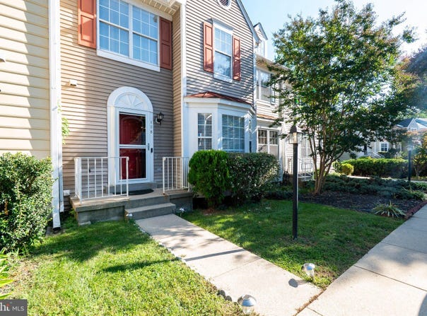 105 COLLEGE STATION Drive, UPPER MARLBORO, MD 20774