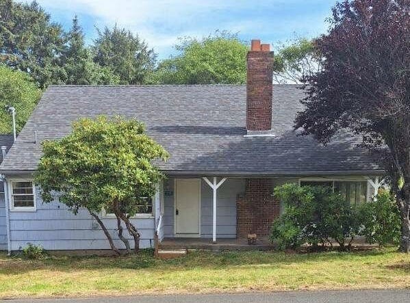 215 Stevens Street, Lincoln Beach, OR 97388