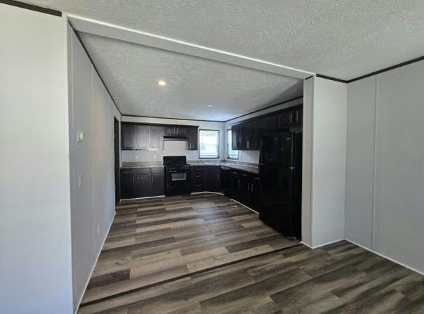 127 - 111th SQ NE, Blaine, MN 55434