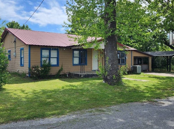 104 Fifth, Talihina, OK 74571