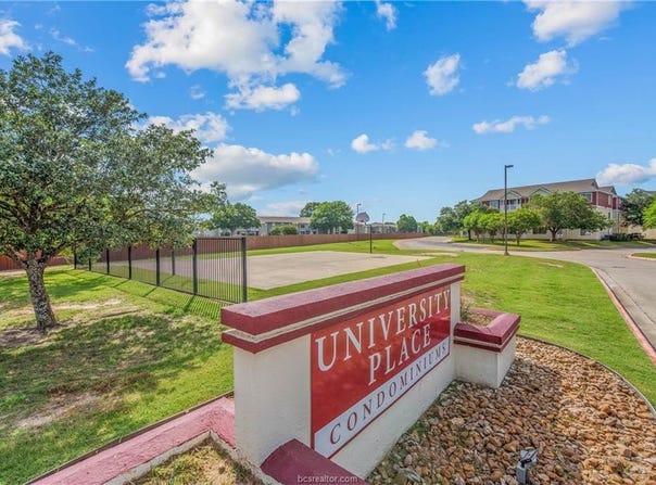 517 Southwest Parkway, College Station, TX 77840