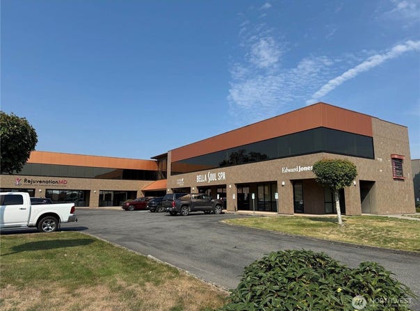 325 East George Hopper Road, Burlington, WA 98233