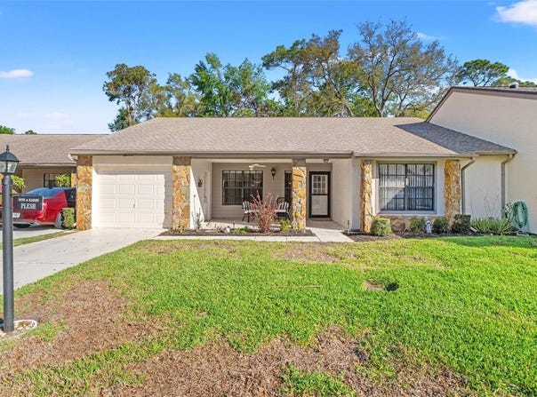 6652 BRAMBLELEAF DRIVE, SPRING HILL, FL 34606