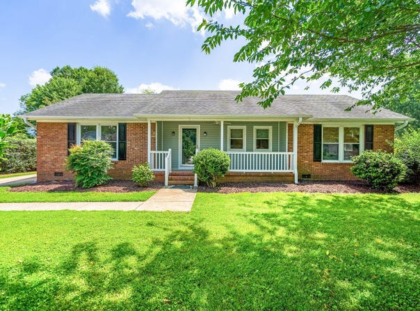 5 Windsor Place, Mebane, NC 27302
