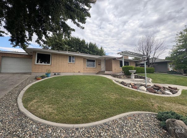 1615 Prospect Ave, Lewiston, ID 83501