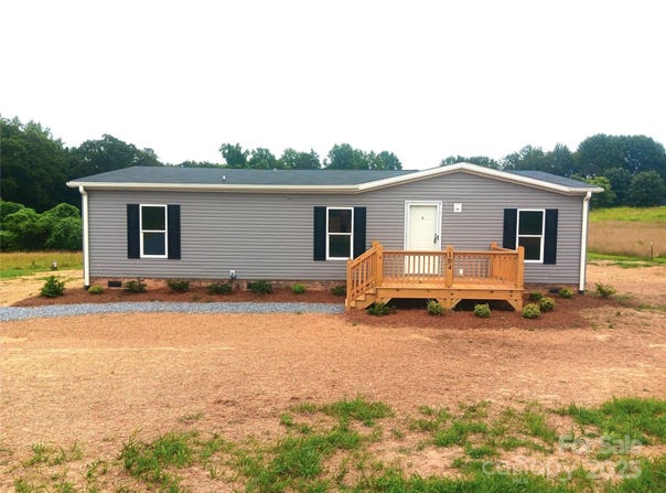104 Advent Drive, Grover, NC 28073