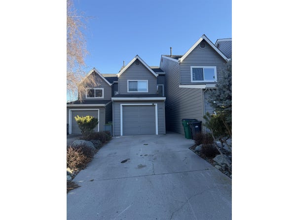 1420 Kingston Rd, Mt Shasta, CA 96067