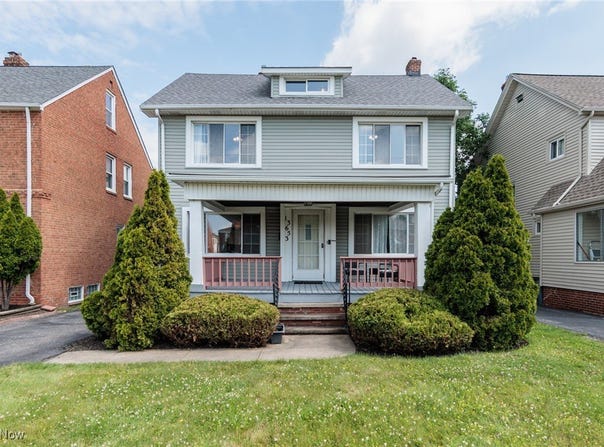 13653 Cedar Road, University Heights, OH 44118