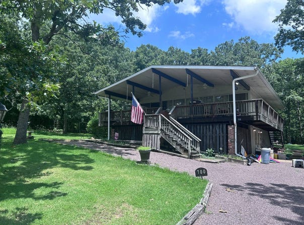 700 Lakeshore Dr, Cuba, MO 65453