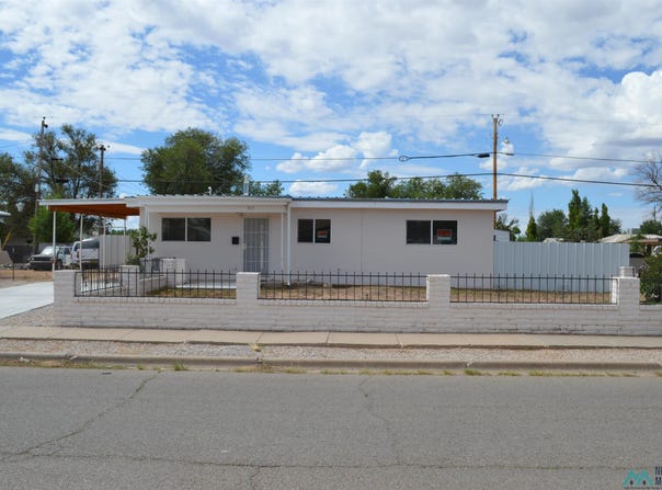 813 Truman Avenue, Grants, NM 87020
