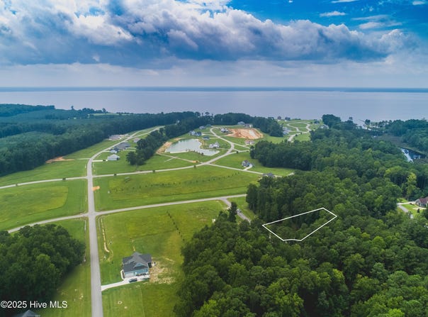 37 Jasmine Lane, Minnesott Beach, NC 28510