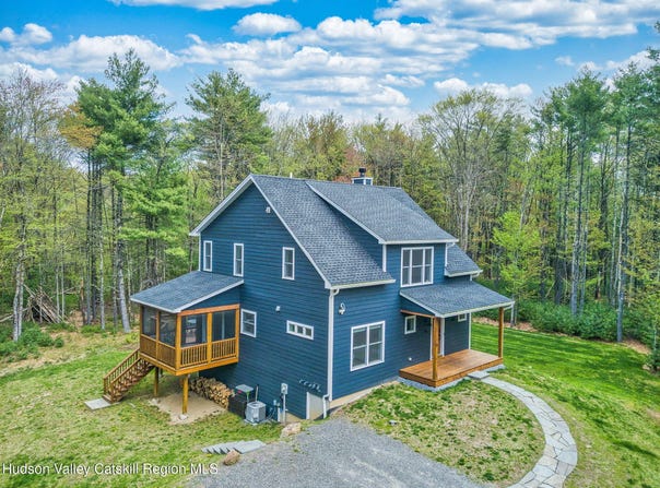 51 Houtman Road, Saugerties, NY 12477