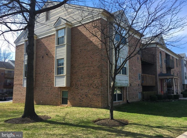 1260 SUGARWOOD Circle, BALTIMORE, MD 21221