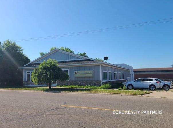 410 E Dowland Street, Ludington, MI 49431