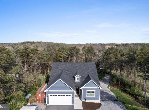 123 PINE CONE ROAD, KEARNEYSVILLE, WV 25430