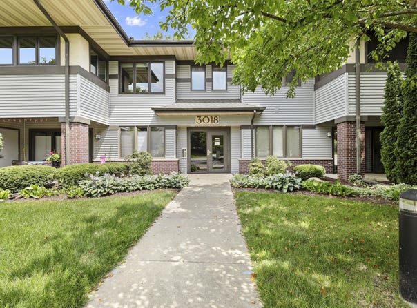 3018 Yarmouth Greenway Drive, Fitchburg, WI 53711
