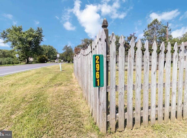 2961 RIDGE ROAD, NORTHUMBERLAND, PA 17857