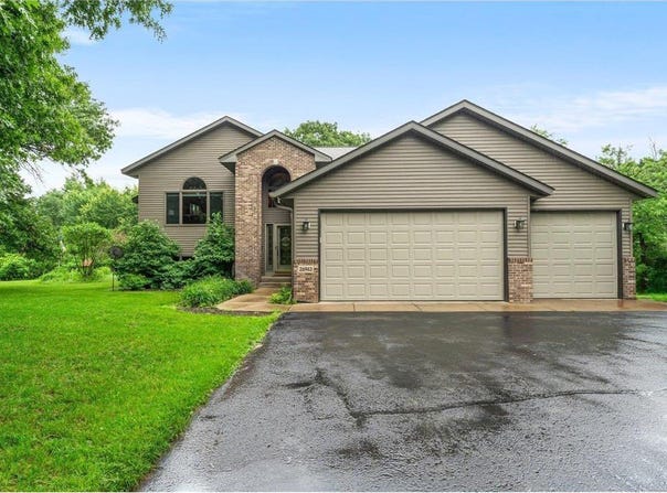 26943 140th Street NW, Zimmerman, MN 55398