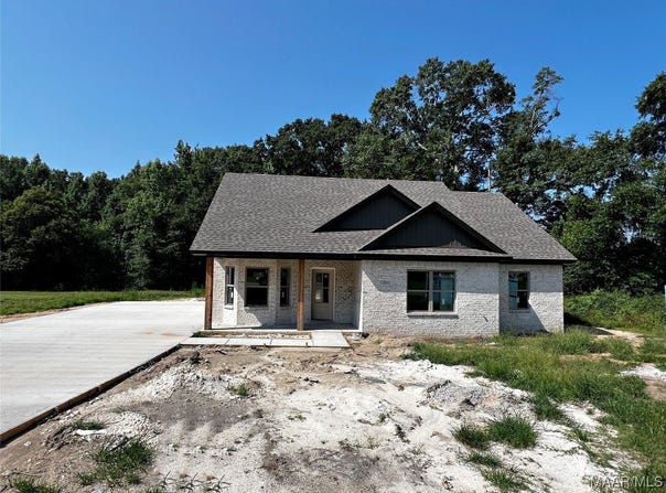 22 Mockingbird Lane, Eclectic, AL 36024